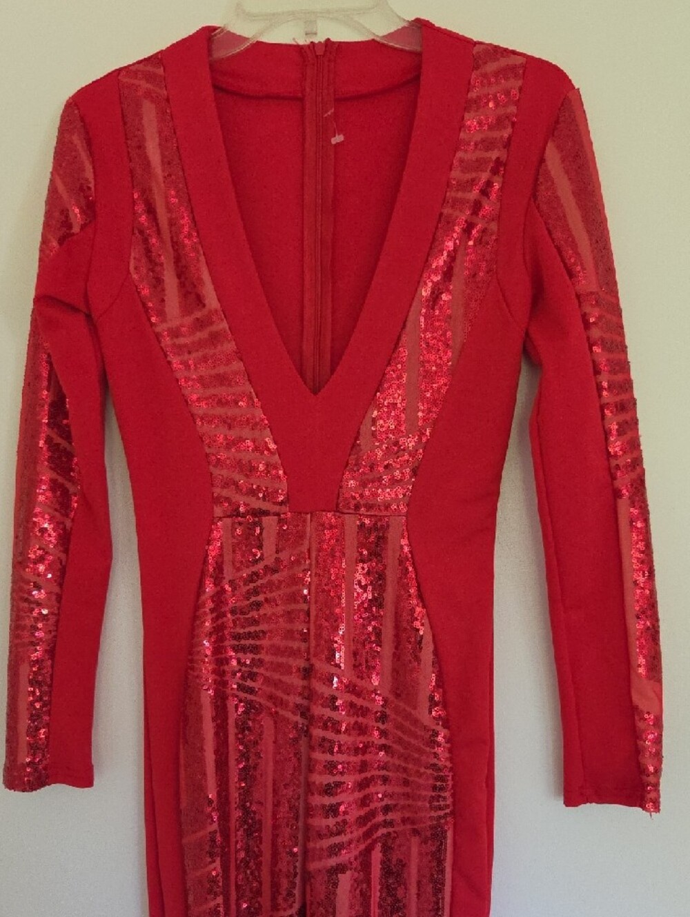 Spectacular Red Sequin V-Neck Jumpsuit Size 8 Dopamine Dressine